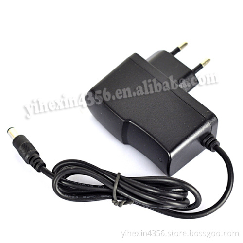 AC100 - 240V Input DC8.4V Output EU Stardarded Portable Travel Battery Charger